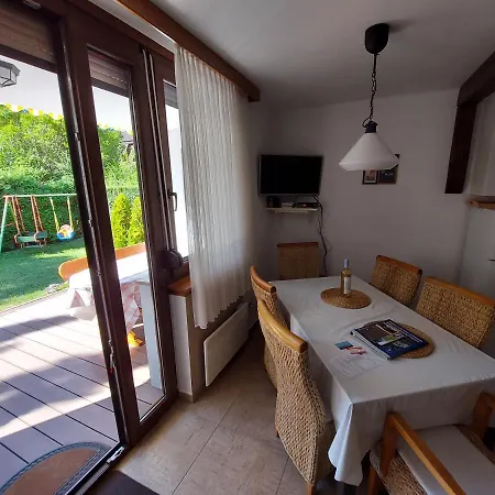 Ori Deluxe Apartman