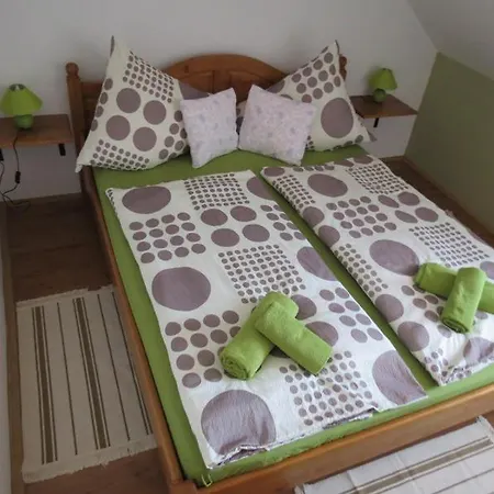 Ori Deluxe Apartman Bük