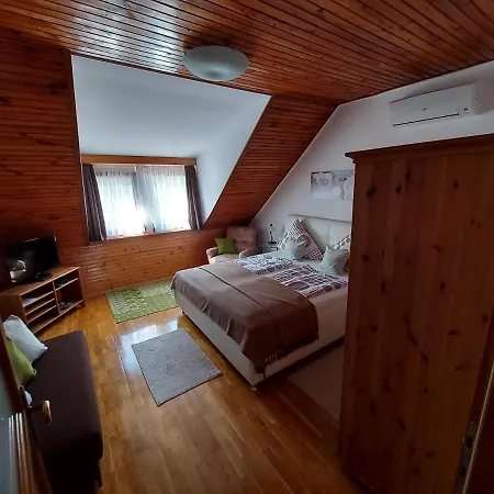 Ori Deluxe Apartman Bük